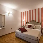 Al Kamartaj 4*